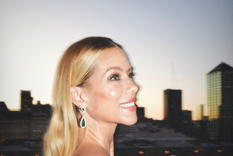 Nicole Neumann deslumbra en un evento de automovilismo. Foto: Instagram: nikitaneumannoficial