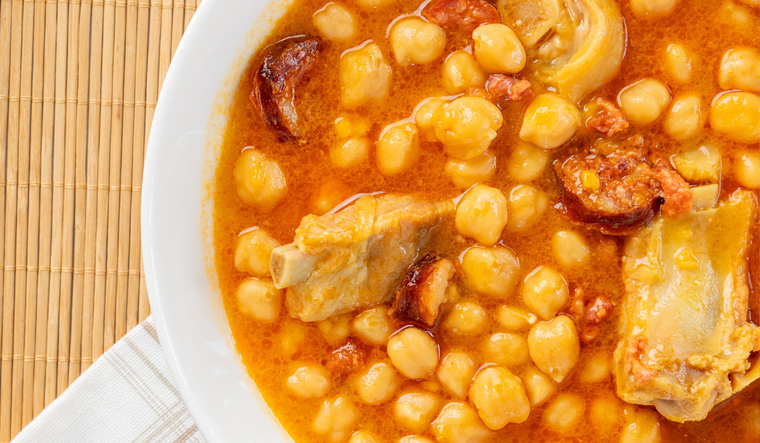 La receta original nació como un plato humilde y nutritivo. La receta original nació como un plato humilde y nutritivo.