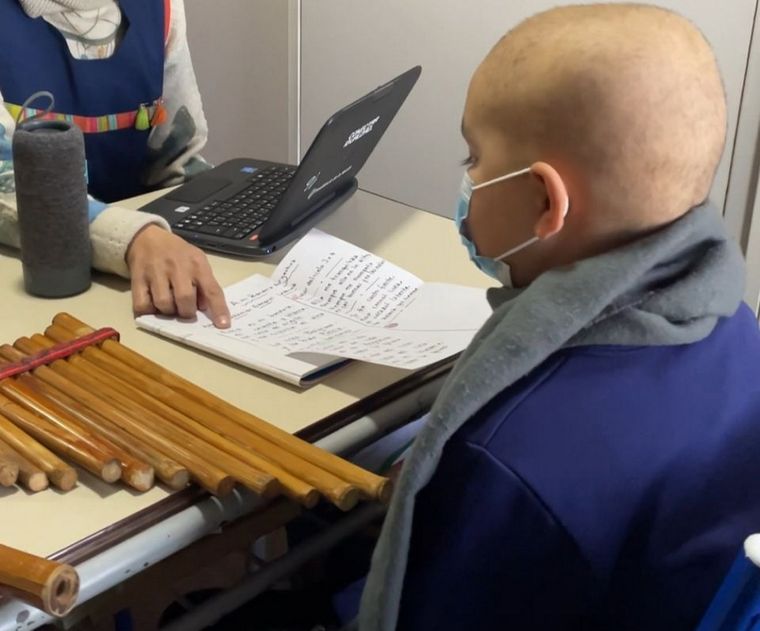 Con La aventura de oír, el Hospital Infantil de la ciudad de Córdoba se convierte en pionero en la incorporación de la musicoterapia. Foto: Municipalidad de Córdoba