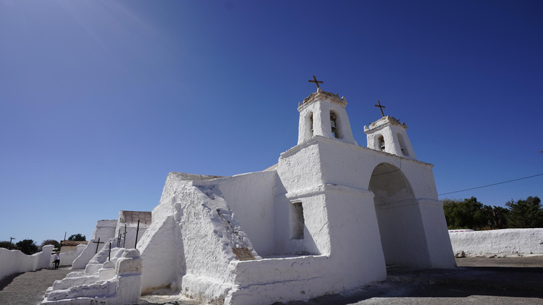 En Chiu Chiu, el pueblo y el oasis forman una postal muy distinta dentro del desierto de Atacama. En Chiu Chiu, el pueblo y el oasis forman una postal muy distinta dentro del desierto de Atacama.