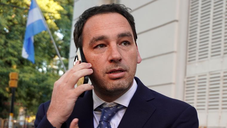  Rodolfo Montero, ministro de Salud, cargó contra la teoría sindical que señala a todos los jefes como terroristas. Según él, esta posición impide evaluar el desempeño. 