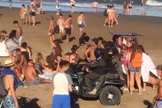 video: asi disperso la policia a cientos de jovenes en pinamar