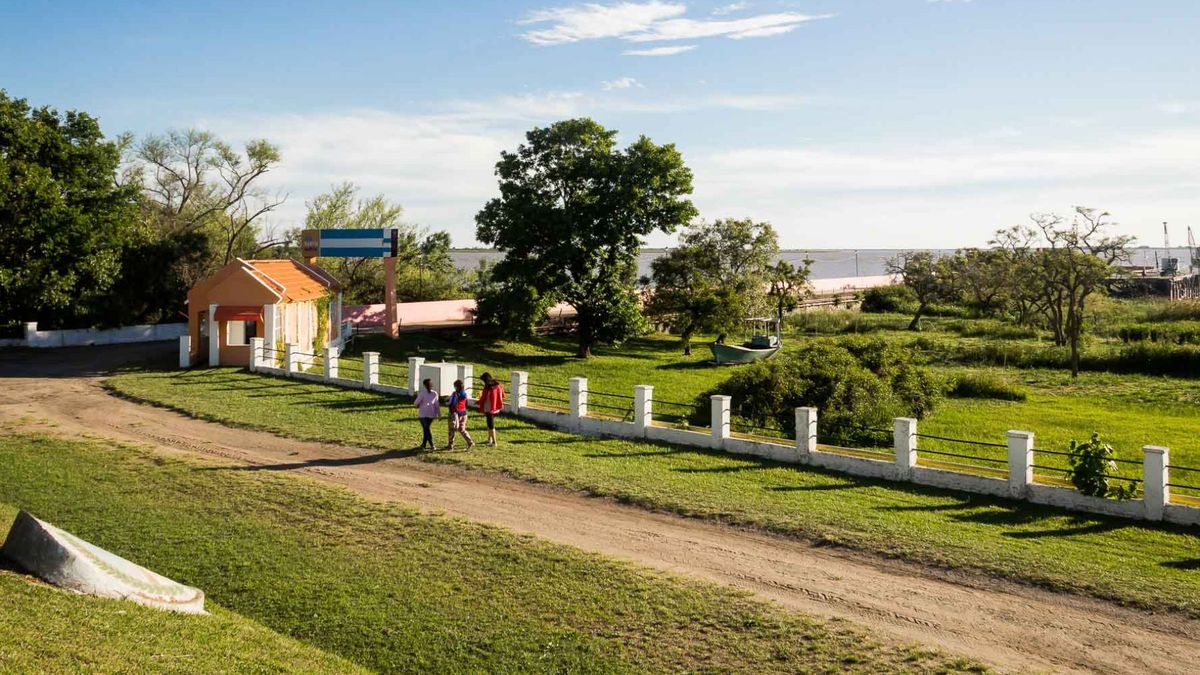 La hermosa isla a pocas horas de Buenos Aires donde la historia y la naturaleza se encuentran