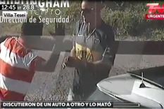 el agresor del mini y su foto con un jugador de boca