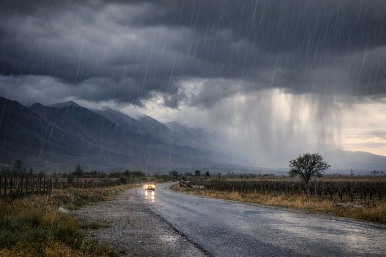 Tiempo inestable en Mendoza (foto ilustrativa, generada con IA).