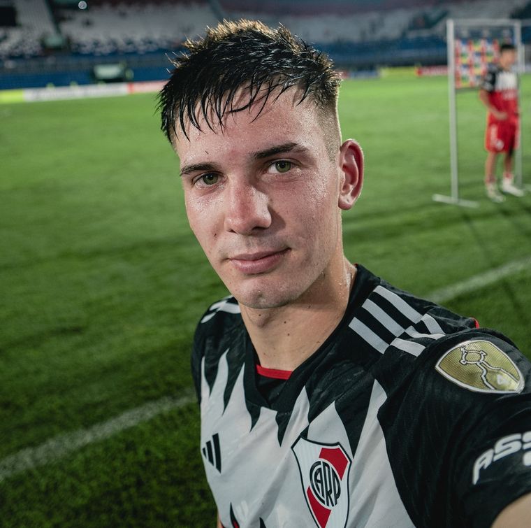 El mediocampista anotó el 2-1 de su equipo en Paraguay. Foto: River Plate
