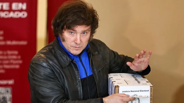 “Tengo definido mi compañero de fórmula para el año que viene, pero prefiero reservarme el nombre por el momento”, declaró Milei.
