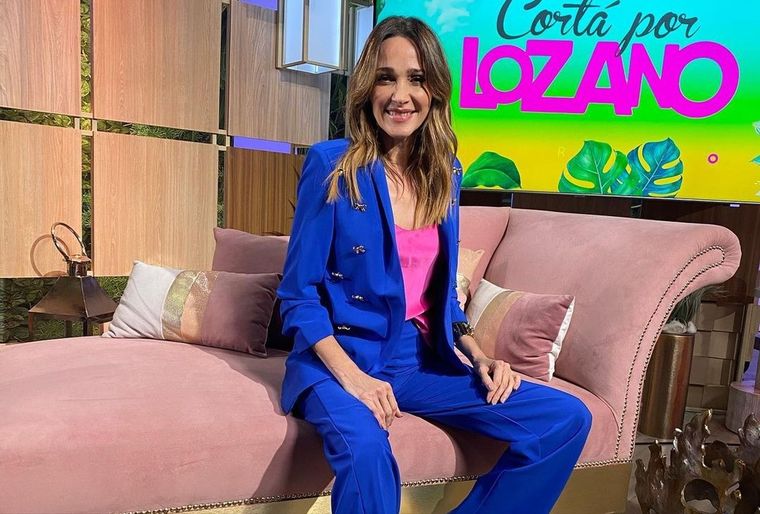 Verónica Lozano impone los trajes como nuestros aliados del invierno Foto: Instagram