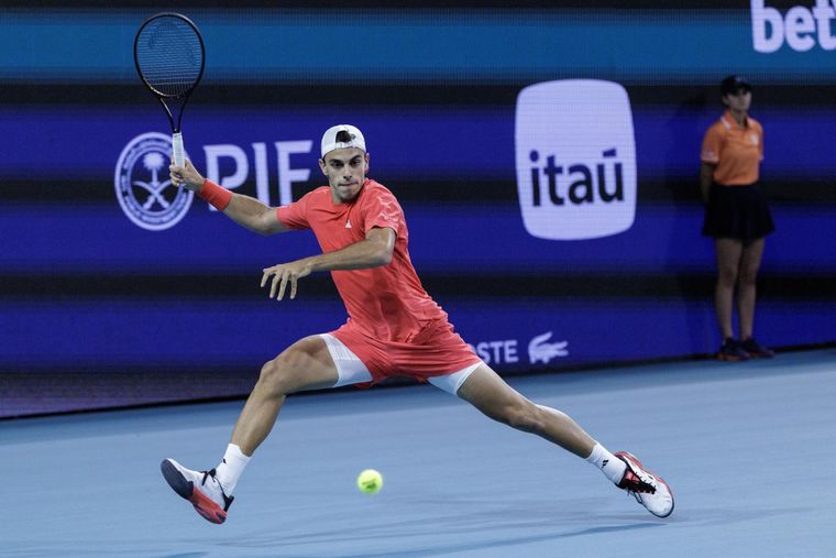 El argentino avanzó a los octavos de final en Miami. Foto: EFE