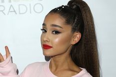 Foto: https://salta4400.com/celebrities/2019/06/25/ariana-grande-sorprendio-a-todos-con-una-foto-sin-maquillaje/