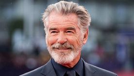 Abuelo Pierce Brosnan mostró su felicidad por el naciemiento de su cuarto nieto
