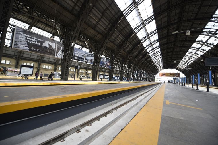 Las líneas de ferrocarril no funcionarán durante todo el miércoles. Foto: Juan Mateo Aberastain Zubimendi