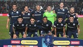 Independiente Rivadavia recibe a La Guaira en el Malvinas Argentinas. Independiente Rivadavia recibe a La Guaira en el Malvinas Argentinas.