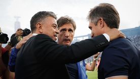 La burla de Vélez a River tras la renuncia de Gallardo y con un guiño a Carlos Bianchi. La burla de Vélez a River tras la renuncia de Gallardo y con un guiño a Carlos Bianchi.