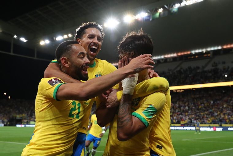 Richarlison llegaría al Mundial a pesar de su lesión en el gemelo. Foto: EFE