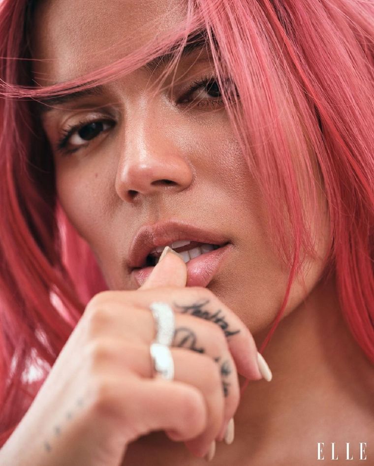 KAROL G CAROLINA LANZÓ MAÑANA SERÁ BONITO, SU ÚLTIMO ÁLBUM, EN FEBRERO DE 2023 Foto: ELLE USA