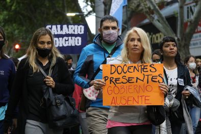 MDZol | El Gobierno apunta a cerrar con el SUTE. Foto: Maximiliano Ríos/MDZ