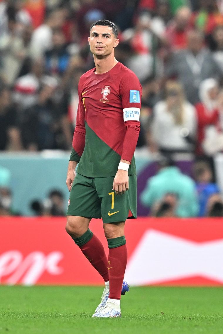 Cristiano Ronaldo fue el primero en abandonar la cancha tras la goleada de Portugal. Foto: EFE