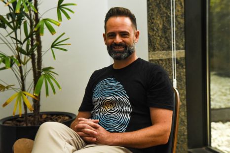 Lucas Paganini, mendocino, científico, ingeniero, y actualmente trabaja en la NASA como ejecutivo de programas para el Telescopio Espacial Roman, una de las próximas grandes misiones científicas de la agencia estadounidense. Lucas Paganini, mendocino, científico, ingeniero, y actualmente trabaja en la NASA como ejecutivo de programas para el Telescopio Espacial Roman, una de las próximas grandes misiones científicas de la agencia estadounidense.