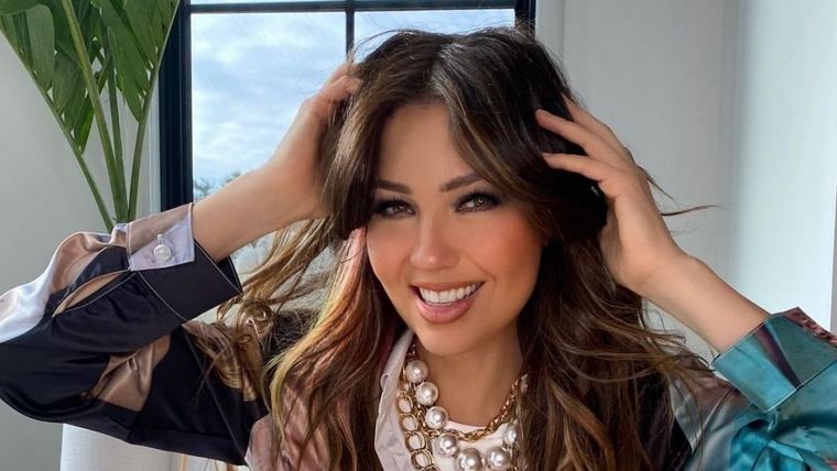 Frente al espejo con un mini atuendo: la foto de Thalía que causó sensación en Instagram