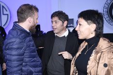 Kicillof junto a los intendentes Mayra Mendoza y Federico Otermín