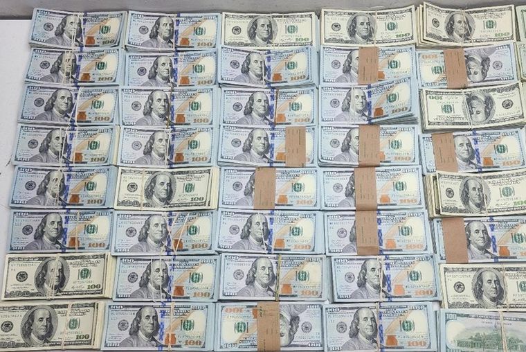 El dinero fue detectado durante una inspección de rutina en el complejo Los Libertadores.