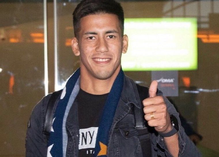 El atacante se sumará a las prácticas del elenco de Núñez. Foto: X @SolamenteRP