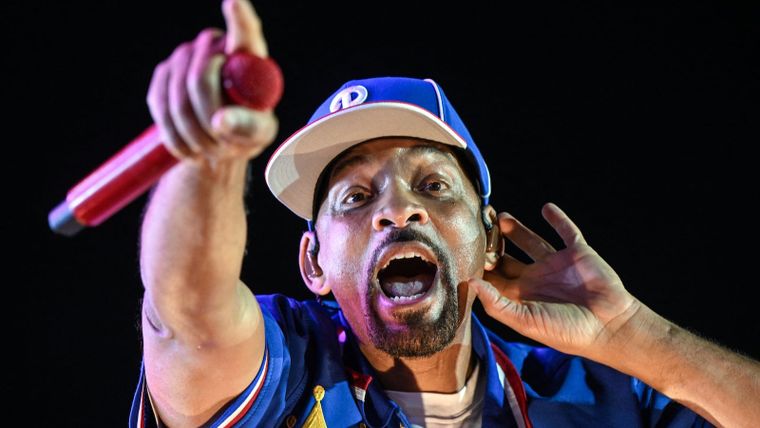 El regreso musical de Will Smith coincidió con informes sobre problemas financieros.