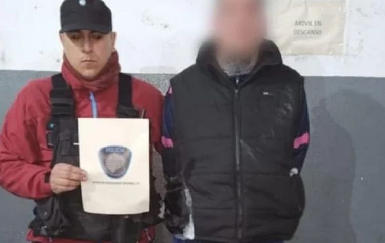 Un manifestante de 34 años fue detenido por atacar el edificio en donde se encuentran Canal 13 y TN 