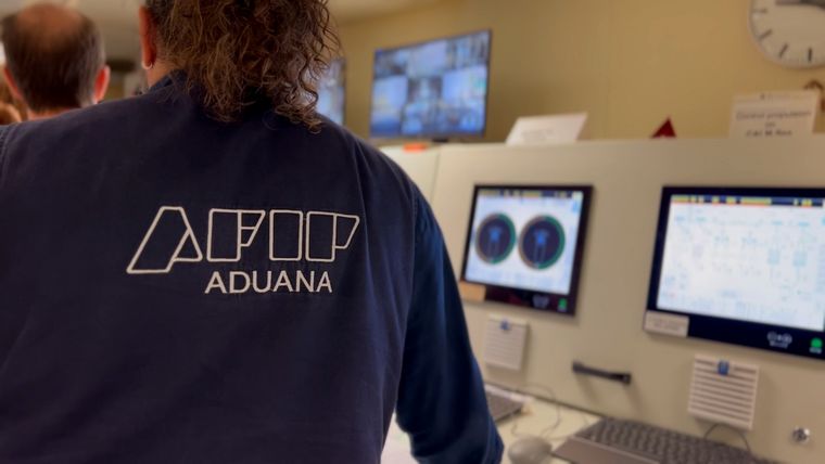 Personal de Aduana descubrió los cargamentos