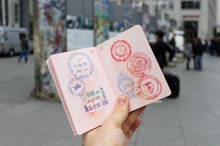 Todos los años a empresa Henley & Partners realiza el informe de los pasaportes más poderosos del mundo. Foto: Shutterstock