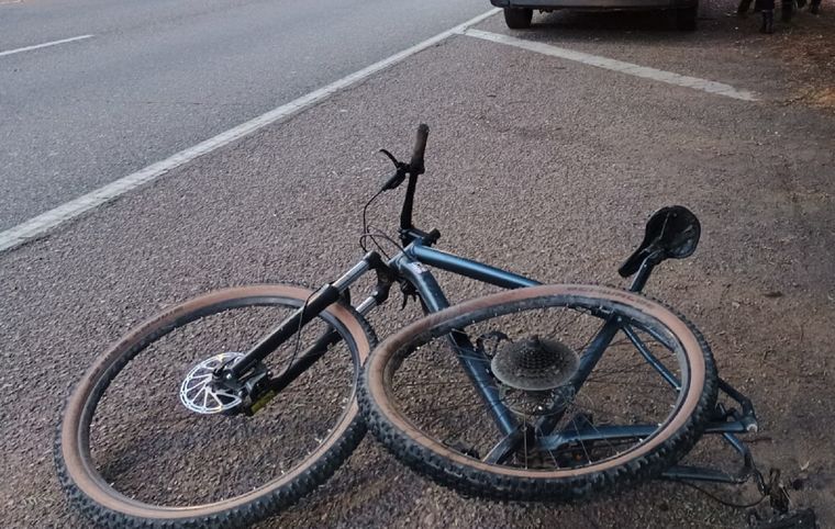 Un ciclista fue atropellado en Maipú y tuvo que ser trasladado de urgencia al Hospital Central.