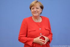 merkel se luce: la explicacion mas clara sobre la trasmision del virus