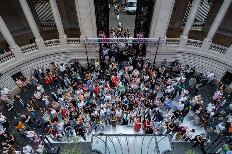 El Palacio San Martín contó con gran cantidad de participantes Foto: Cancillería