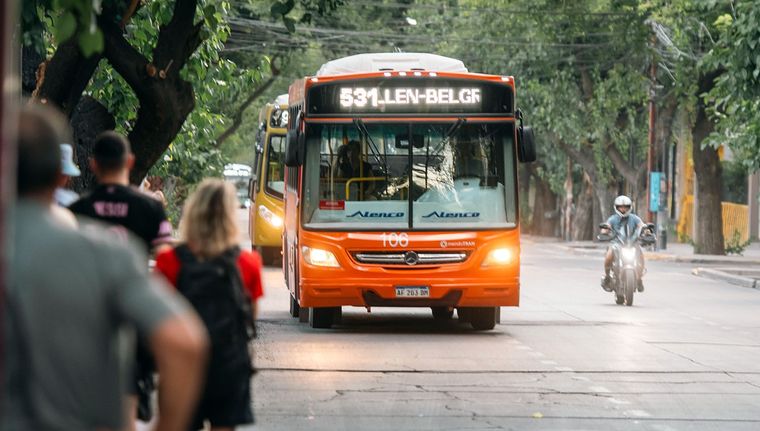 Convocan a audiencia pública para analizar tarifas del transporte urbano, media y larga distancia. &nbsp;