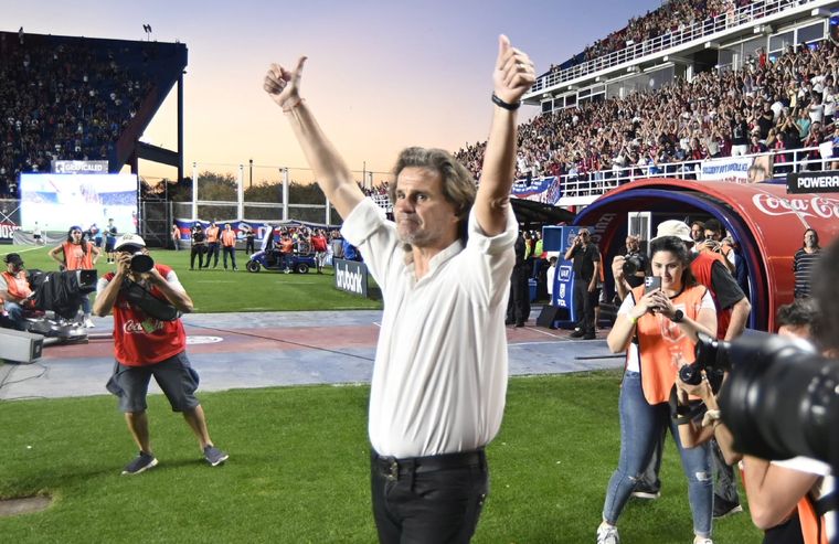 Ruben Darío Insua en su vuelta al Nuevo Gasómetro. Foto: FotoBaires