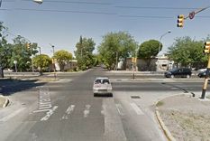 una mujer encontro un feto mientras revolvia basura