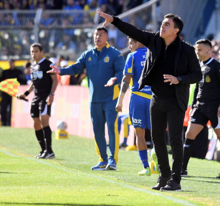 El entrenador expresó su postura frente a los medios.