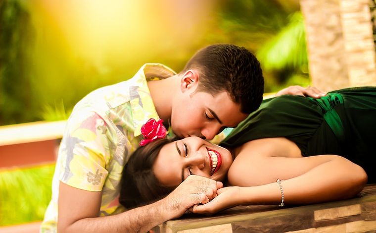 “Energía muy positiva para el amor para el signo Gallo. Hay energía de diversión, de disfrute, de sexualidad. Foto: Pixabay