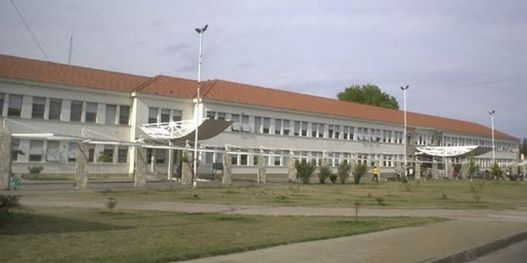 En el Complejo Sanitario de San Luis atienden a los heridos.