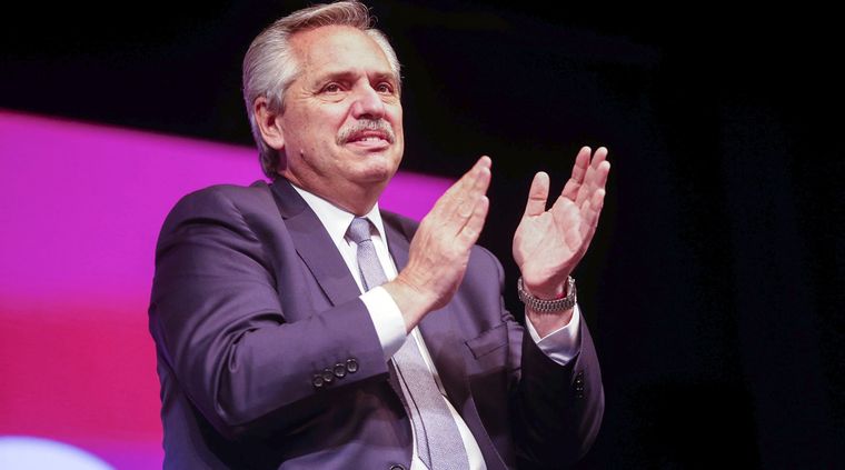 El presidente pasó de pensar en una reelección a poder terminar su mandato. Foto: TELAM