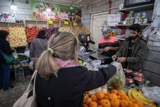 El primer impacto de la guerra en los alimentos no es la escasez, sino el aumento de precios.