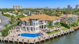 La mansión se ubica frente al mar en Fort Lauderdale, en el condado de Broward al norte de Miami Foto: Twitter @gilmourde9
