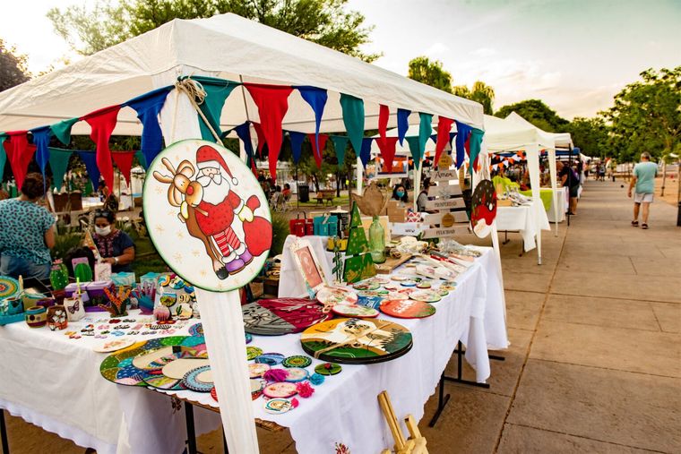 Algunas ferias de regalos de Navidad estarán abiertas toda la noche. Foto: Gobierno de Mendoza