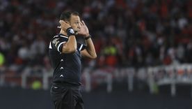 El historial del árbitro suma tensión en la previa del Superclásico.