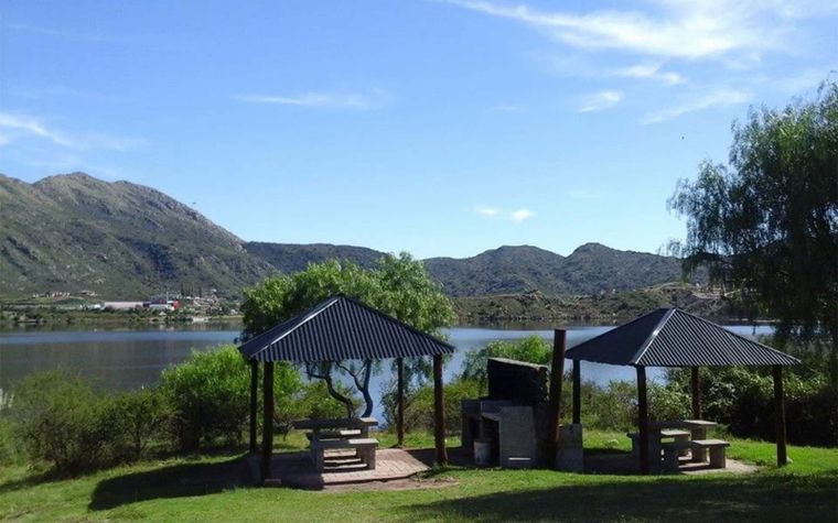 Potrero de los Funes es un de los lugares más turísticos de San Luis. Potrero de los Funes es un de los lugares más turísticos de San Luis.