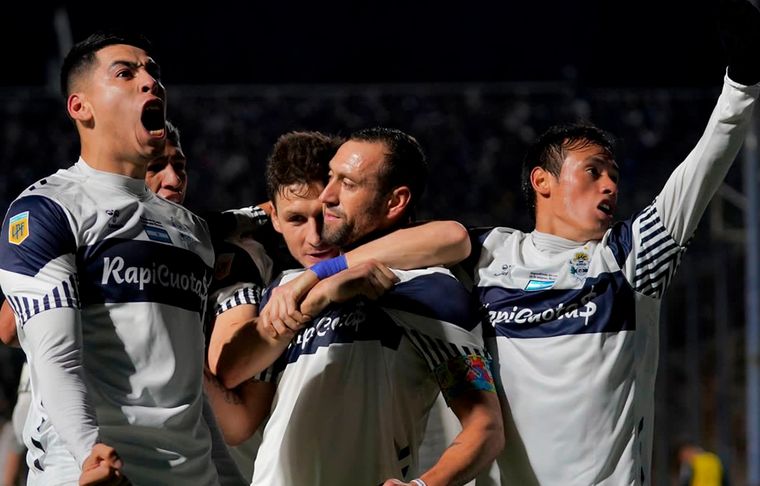 Gimnasia vs Racing Gimnasia vs Racing Foto: Gimnasia