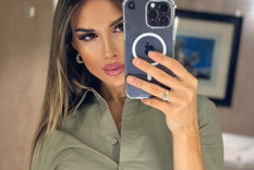 Entre catarsis y maquillaje, Agustina Gandolfo, mostró su rutina de make up para un domingo de desconexión. Foto: Instagram @agus.gandolfo