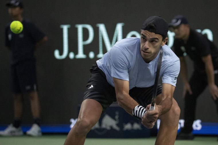 Cerúndolo fue muy autocrítico tras perder en Auckland. Foto: EFE