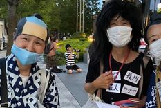 No sabíamos por qué nos seguían, pero descubrimos que solo querían darnos una agradable bienvenida a su país. Foto: TAMARA GIL / BBC MUNDO